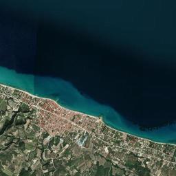 Pefkochóri High Resolution Satellite Map