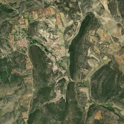 Henarejos High Resolution Satellite Map