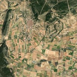 Titaguas High Resolution Satellite Map