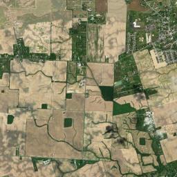 Commercial Point High Resolution Satellite Map