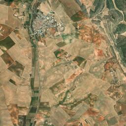 Tresjuncos High Resolution Satellite Map