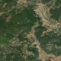 Esporles High Resolution Satellite Map