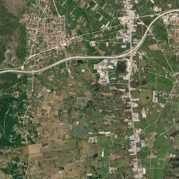 Pediní High Resolution Satellite Map