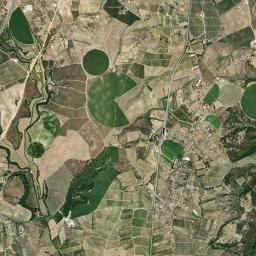 Vale de Figueira High Resolution Satellite Map