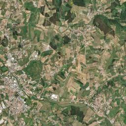 Lourinhã High Resolution Satellite Map