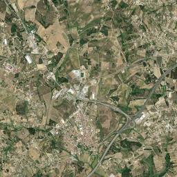 Aveiras de Cima High Resolution Satellite Map