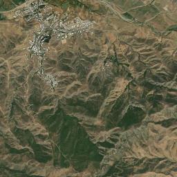 Khomarlu High Resolution Satellite Map