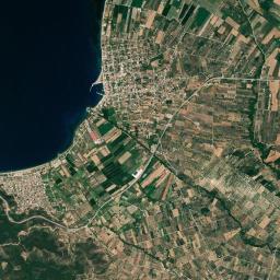 Oreoí High Resolution Satellite Map