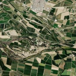 Valdelacalzada High Resolution Satellite Map