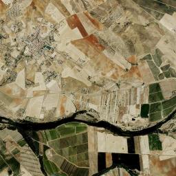 Don Álvaro High Resolution Satellite Map