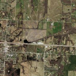 Knob Noster High Resolution Satellite Map