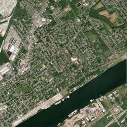 Oak Park High Resolution Satellite Map