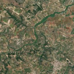 Áyios Thomás High Resolution Satellite Map