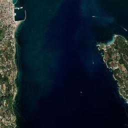 Lixoúri High Resolution Satellite Map