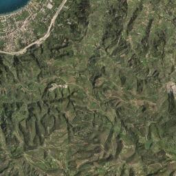 Vrachnaíika High Resolution Satellite Map