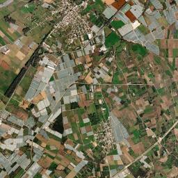 Lápas High Resolution Satellite Map