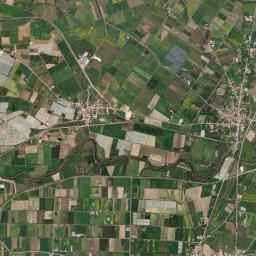 Kavásila High Resolution Satellite Map