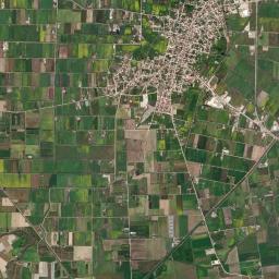 Gastoúni High Resolution Satellite Map