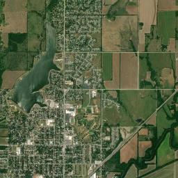 104 West Lakecrest Drive, Augusta, KS  Satellite Map