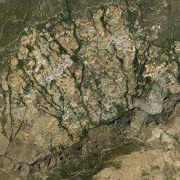 Pórtugos High Resolution Satellite Map