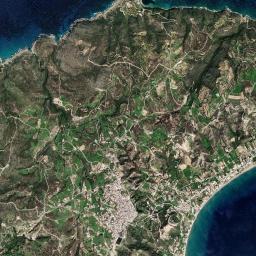 Kéfalos High Resolution Satellite Map