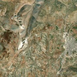Kafr Takhārīm High Resolution Satellite Map