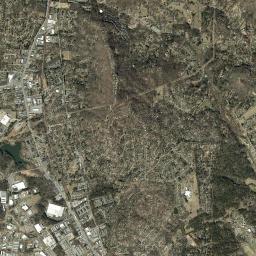 Royal Pines High Resolution Satellite Map