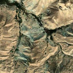 Chīras High Resolution Satellite Map