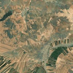 Cheshmeh Qandab High Resolution Satellite Map