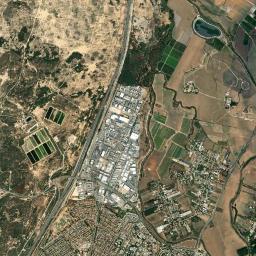Yavné High Resolution Satellite Map