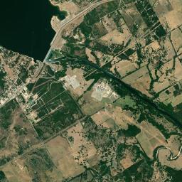 Laguna Park High Resolution Satellite Map