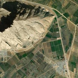 Koushkak High Resolution Satellite Map