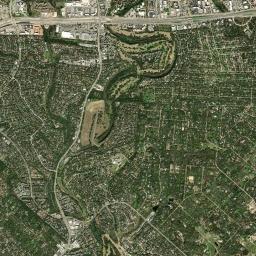 Hollywood Park High Resolution Satellite Map