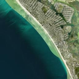 Holmes Beach High Resolution Satellite Map