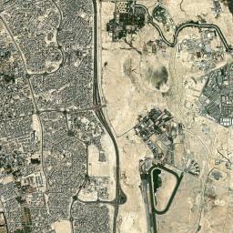 Madīnat Ḩamad High Resolution Satellite Map