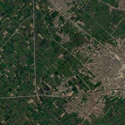 Farshūţ High Resolution Satellite Map