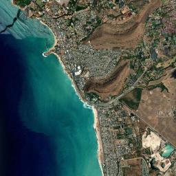 Mā‘ili High Resolution Satellite Map