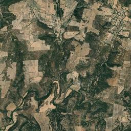 La Cueva High Resolution Satellite Map