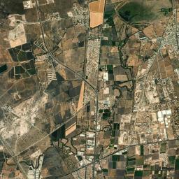 Hacienda la Cruz [Fraccionamiento] High Resolution Satellite Map