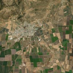 Huanímaro High Resolution Satellite Map