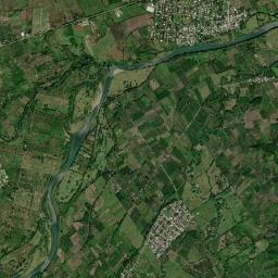 La Defensa High Resolution Satellite Map