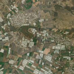 Etúcuaro High Resolution Satellite Map