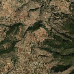 Tupátaro High Resolution Satellite Map