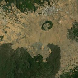 Arantepacua High Resolution Satellite Map