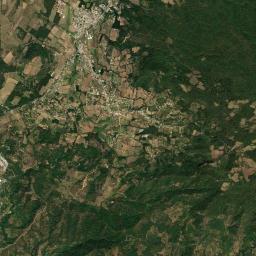 Manzana la Cofradía High Resolution Satellite Map