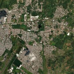 Caltzontzín High Resolution Satellite Map