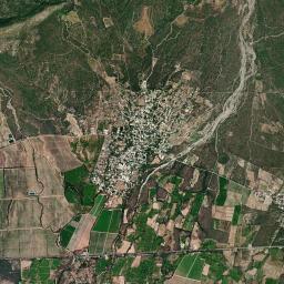 Estebanía High Resolution Satellite Map