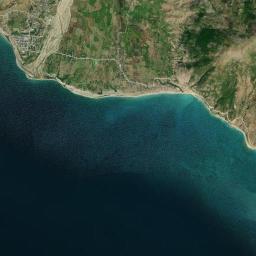 Les Anglais High Resolution Satellite Map