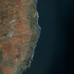 Cova Figueira High Resolution Satellite Map