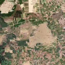 Srŏk Bathéay High Resolution Satellite Map